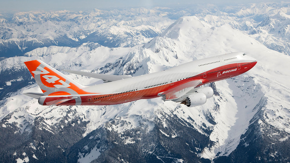 Boeing 747 เครื่องจัมโบ้เจ็ตรุ่นที่สร้างชื่อให้บริษัทอย่างมาก