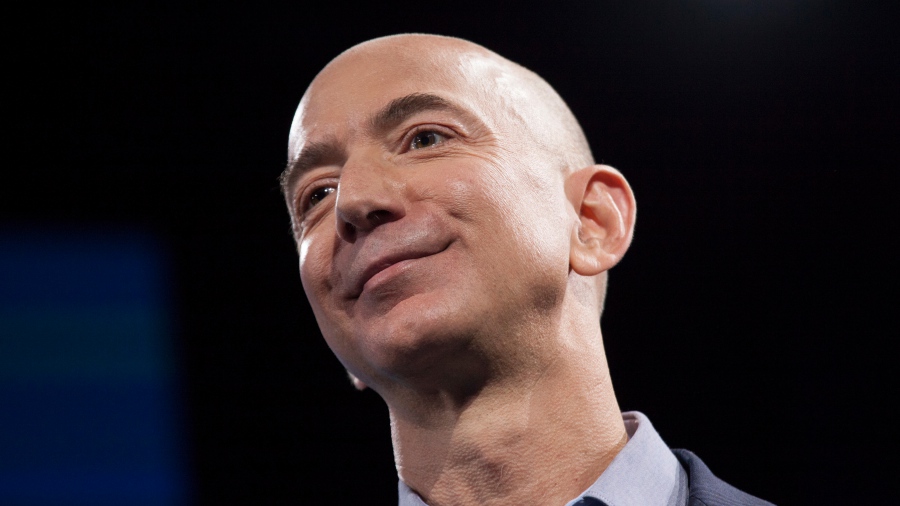 Jeff Bezos แห่ง Amazon 